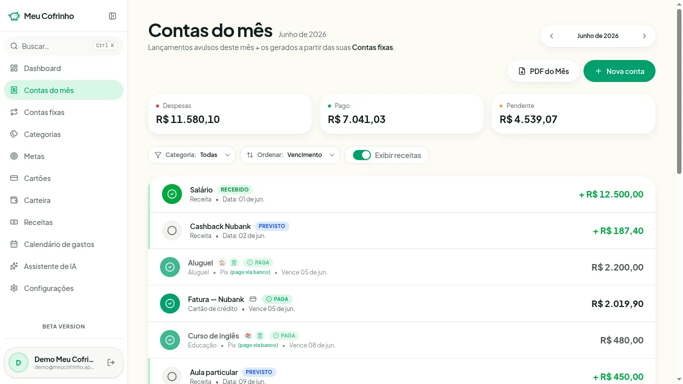 Toda fatura do mês em uma lista clara